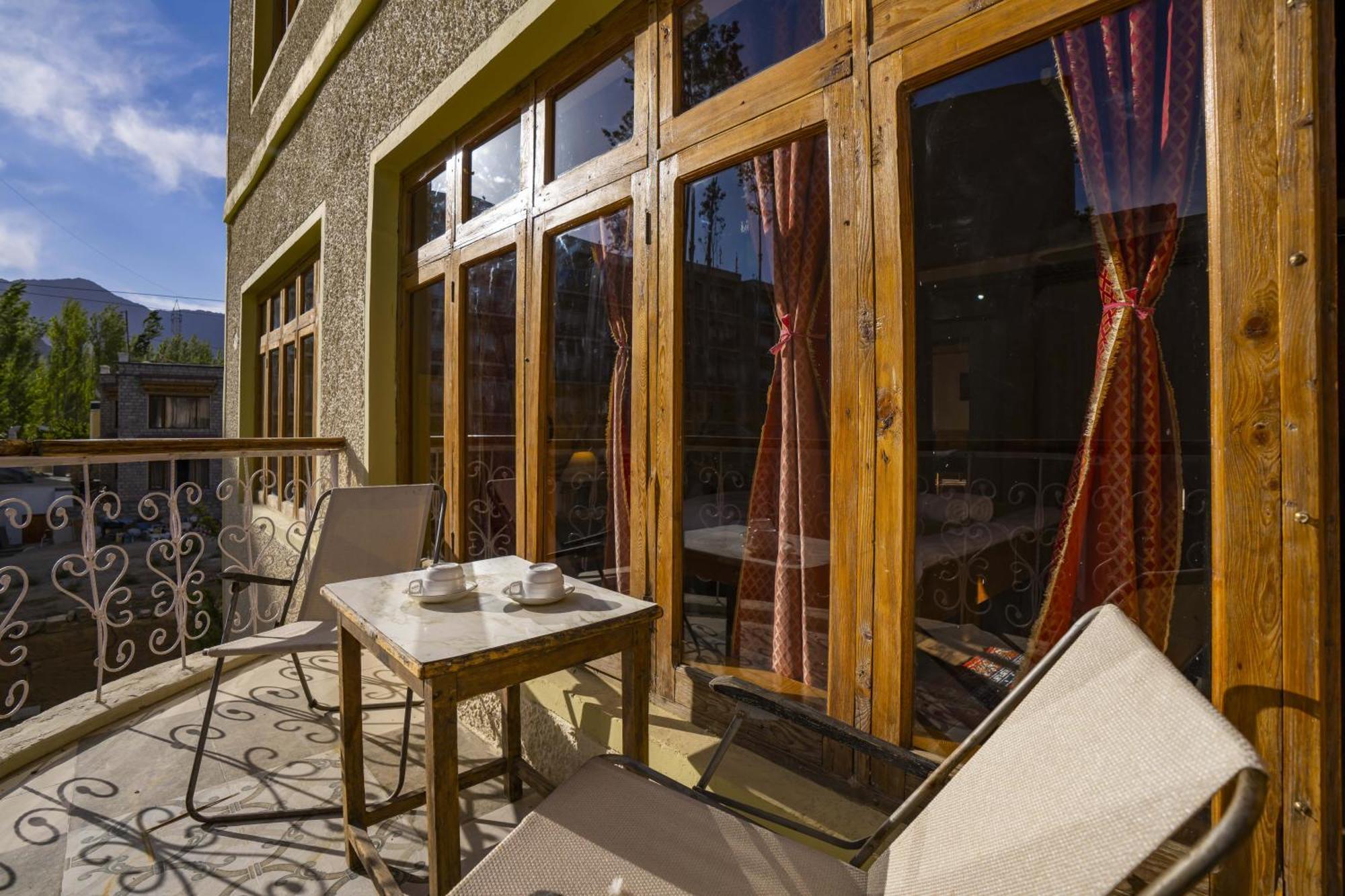 Rainbow Holiday Home Leh Exterior photo